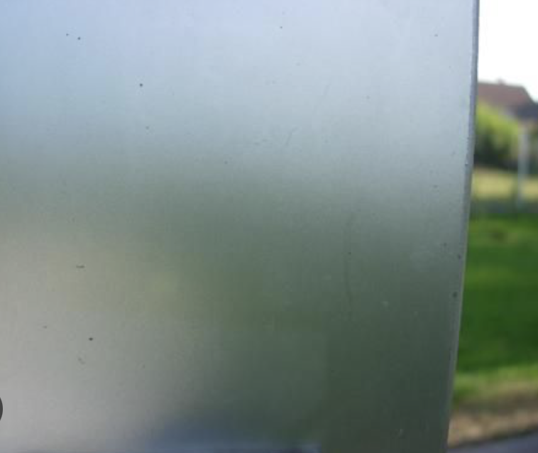 URSA LINIE INOX kívül-belül aranytölgy színű műanyag bejárati ajtó SAVMART üveggel - Image 2